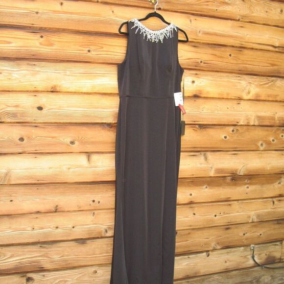 NWT Mac Duggal Sleeveless Rhinestone Collar Column Gown - Picture 6 of 15